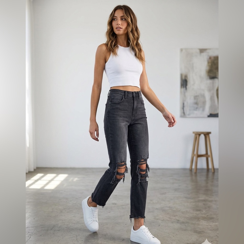 L'AGENCE Women’s Audrina Straight Worn destruction jeans Black Size 26